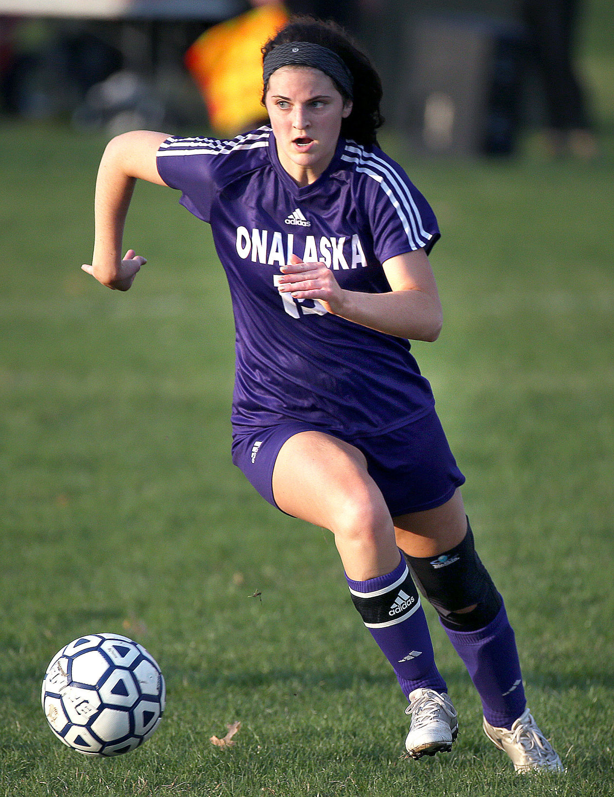 Onalaska's Kaley Manglitz